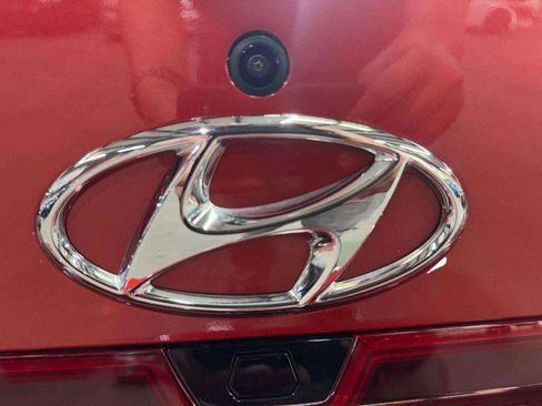 Used 2022 Hyundai Elantra Limited image 57