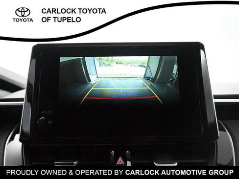 Used 2025 Toyota Corolla Cross XLE w/ Convenience Package AWD/4WD image 12