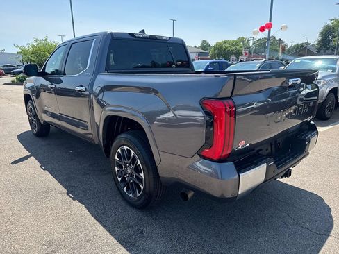 Used 2025 Toyota Tundra Limited AWD/4WD image 5