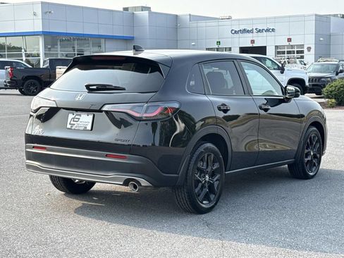 Used 2023 Honda HR-V Sport image 25