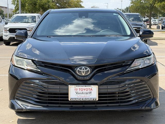 Used 2019 Toyota Camry LE FWD image 8