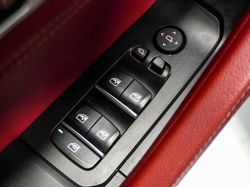 Used 2020 BMW X6 M50i w/ Executive Package AWD/4WD image 22