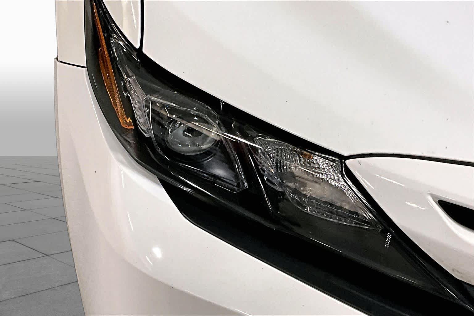 Used 2023 Toyota Camry SE FWD image 26