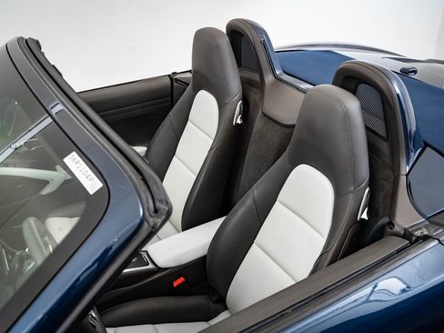 Used 2013 Porsche Boxster S image 15