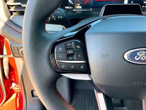 Certified 2025 Ford Explorer ST-Line w/ Premium Package image 19