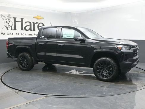 New 2026 Chevrolet Colorado W/T w/ WT Custom Package AWD/4WD image 1