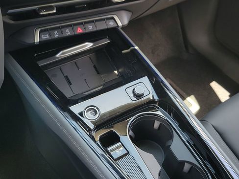 New 2026 Audi Q3 quattro 2.0T AWD/4WD image 14
