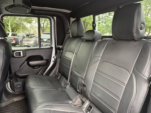 Used 2020 Jeep Gladiator Sport w/ Quick Order Package 24S AWD/4WD image 32