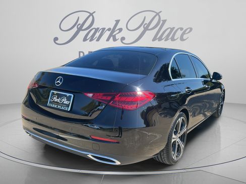 Used 2025 Mercedes-Benz C 300 Sedan image 5