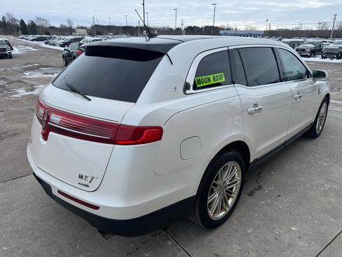 Used 2014 Lincoln MKT AWD w/ Equipment Group 201A image 5