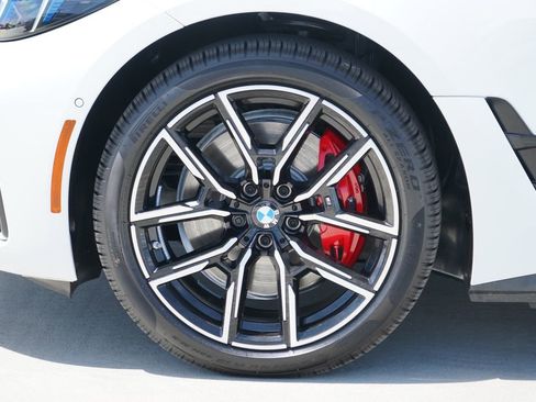 New 2026 BMW i4 xDrive40i w/ M Sport Package AWD/4WD image 5