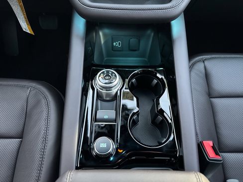 New 2026 Ford Explorer Platinum w/ LUX Leather Package image 20