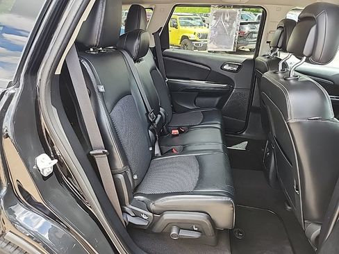 Used 2018 Dodge Journey Crossroad AWD/4WD image 43