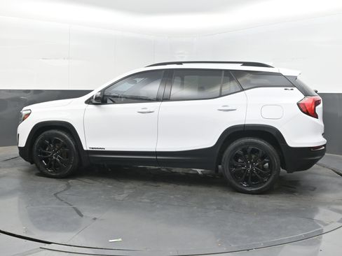 Used 2020 GMC Terrain SLE w/ Driver Convenience Package FWD image 5