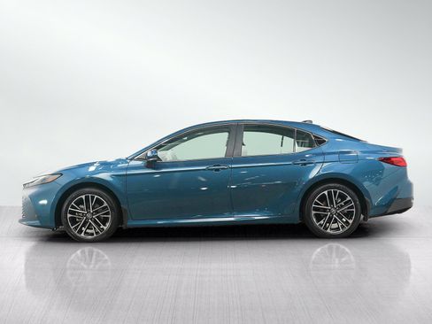 Used 2026 Toyota Camry XLE w/ Premium Plus Package AWD/4WD image 2