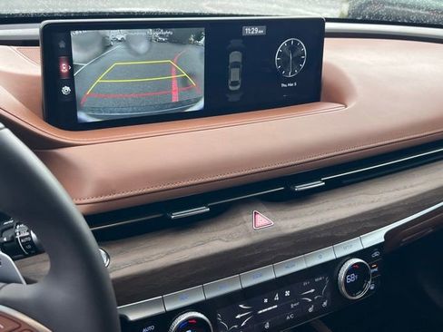 Used 2024 Genesis G80 image 21