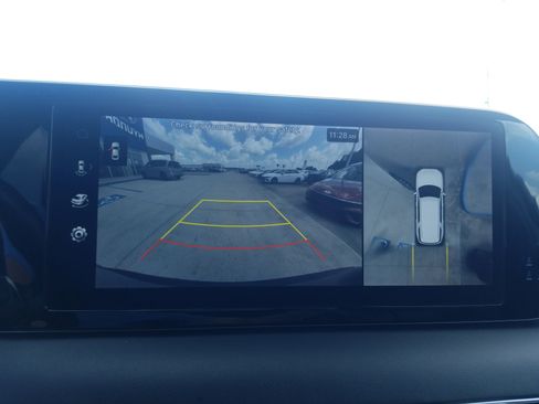 Used 2023 Hyundai Palisade Calligraphy image 20