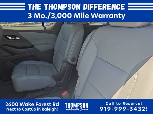 Used 2019 Chevrolet Traverse Premier w/ Driver Confidence II Package FWD image 16