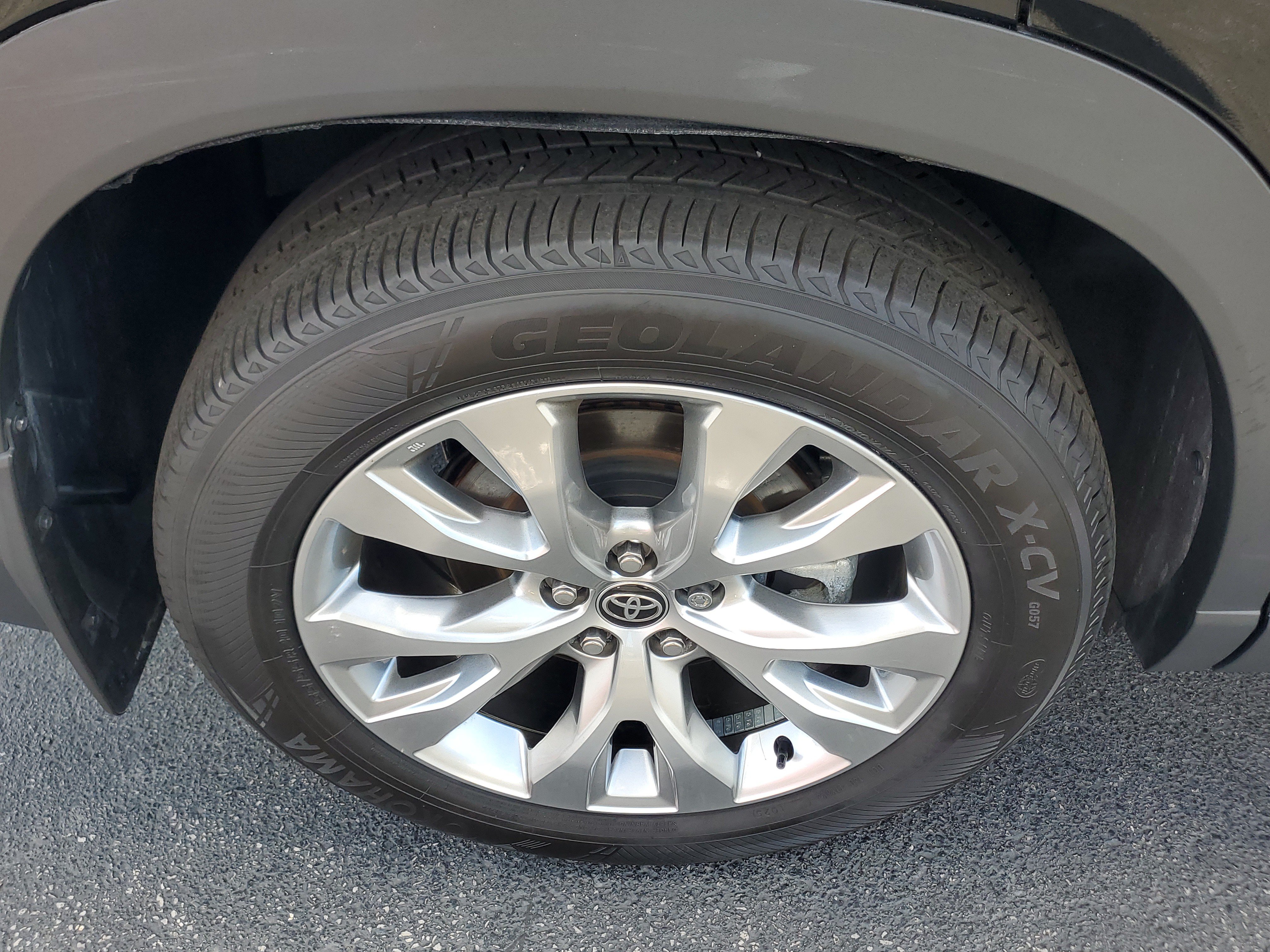 Certified 2025 Toyota Grand Highlander AWD Hybrid image 6