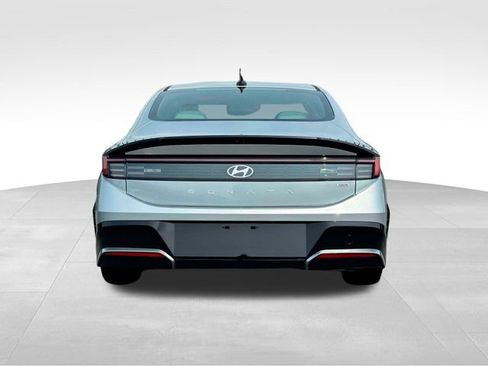 New 2025 Hyundai Sonata SEL image 6