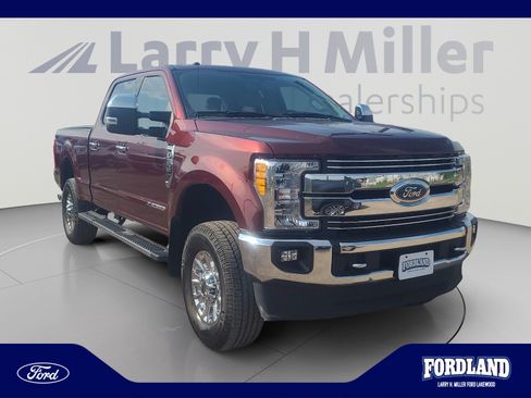 Used 2017 Ford F350 Lariat w/ Chrome Package AWD/4WD image 7