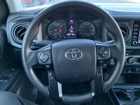 Used 2022 Toyota Tacoma SR image 18
