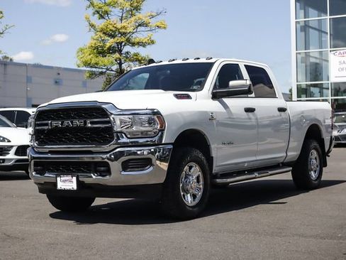 Used 2022 RAM 3500 Tradesman w/ Chrome Appearance Group AWD/4WD image 7