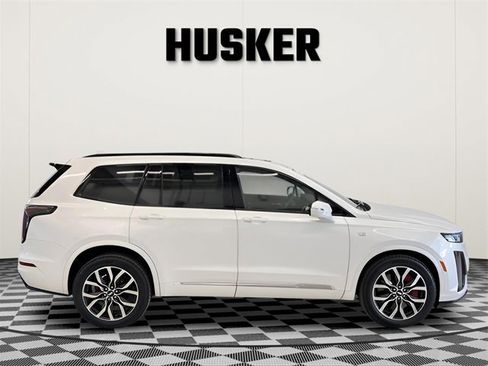 Certified 2022 Cadillac XT6 Sport image 2