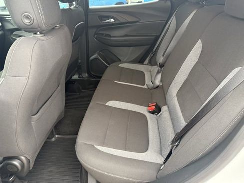 Used 2024 Chevrolet TrailBlazer LT w/ LT Cold Weather Package image 32