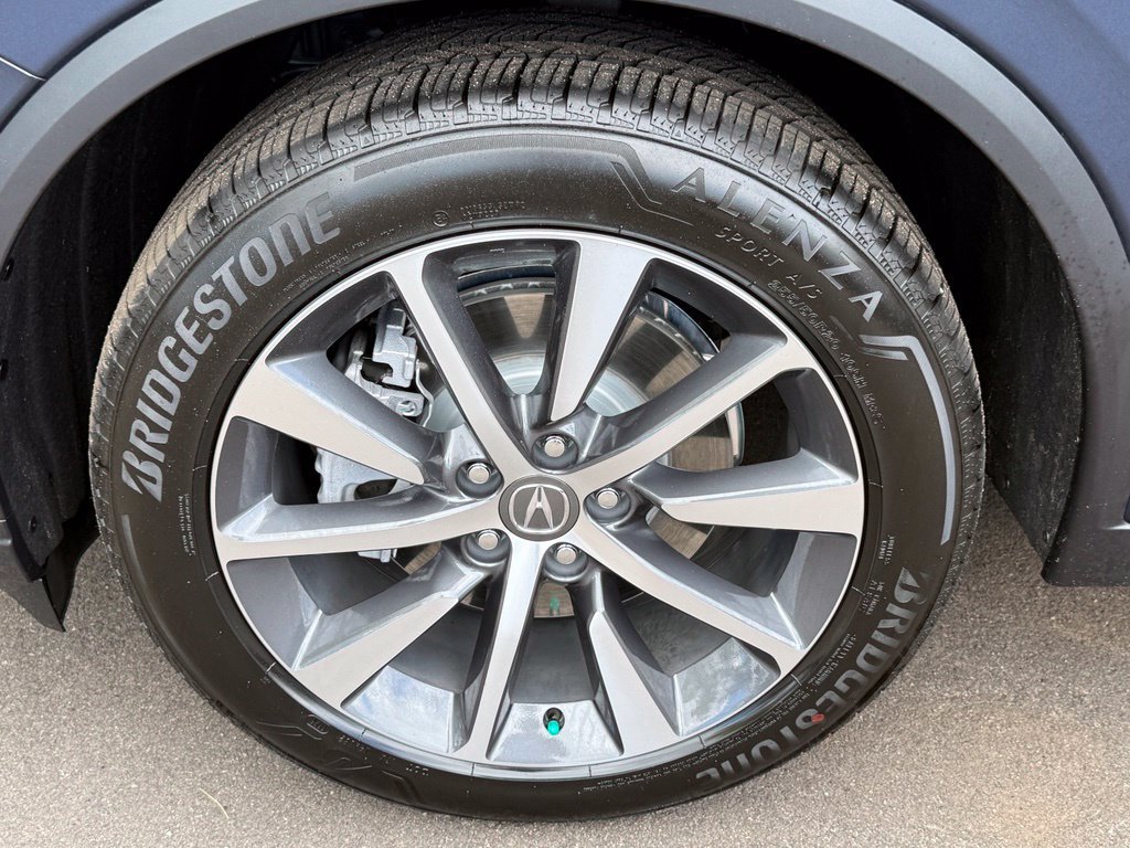 Certified 2026 Acura MDX w/ Technology Package AWD/4WD image 11