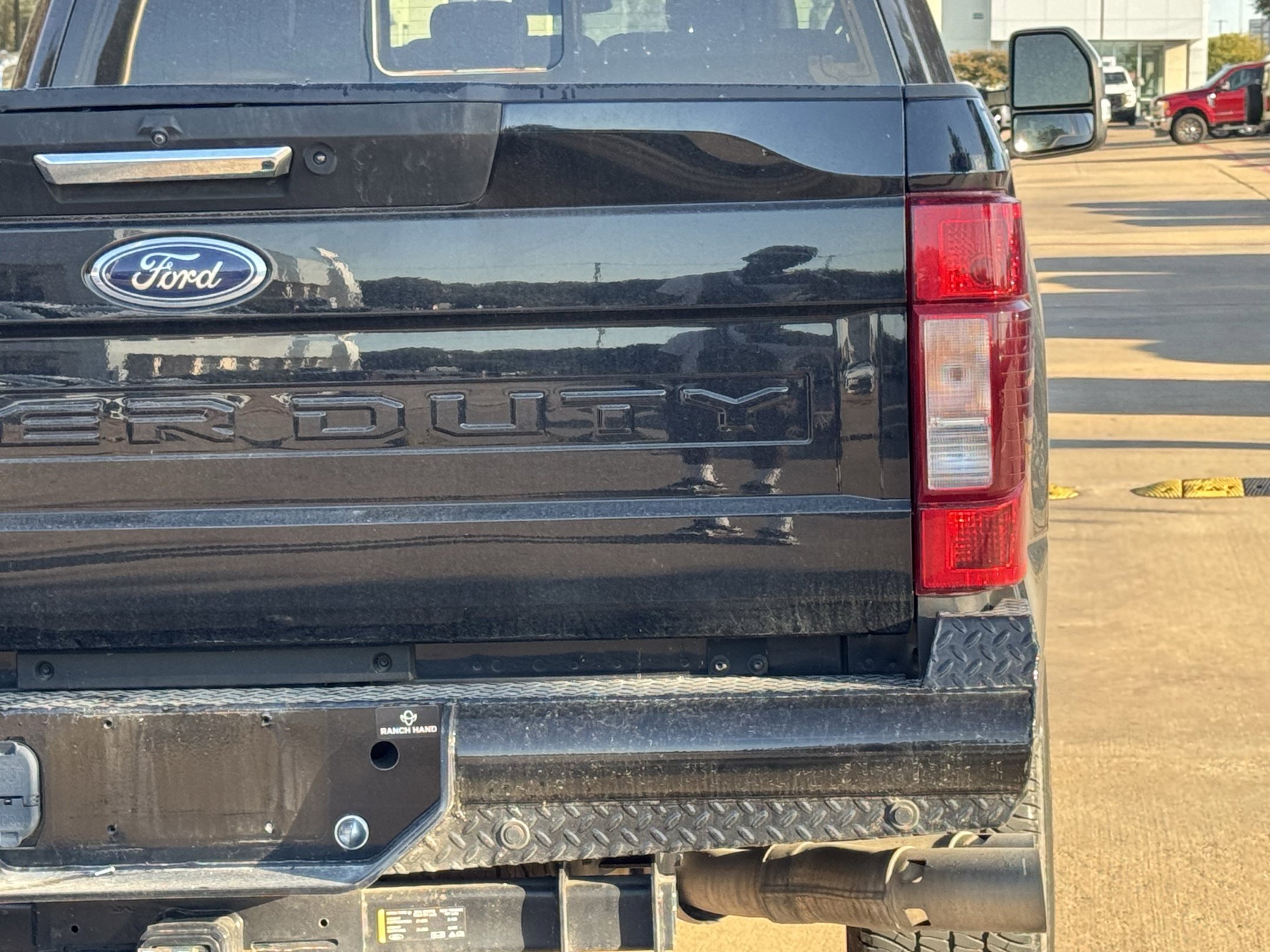 Used 2022 Ford F350 Lariat w/ Chrome Package AWD/4WD image 7