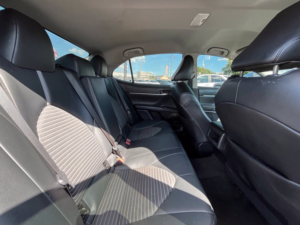 Used 2022 Toyota Camry SE FWD image 30