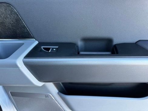 New 2026 Ford F250 XLT w/ XLT Premium Package image 19