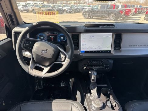 New 2026 Ford Bronco Outer Banks AWD/4WD image 6