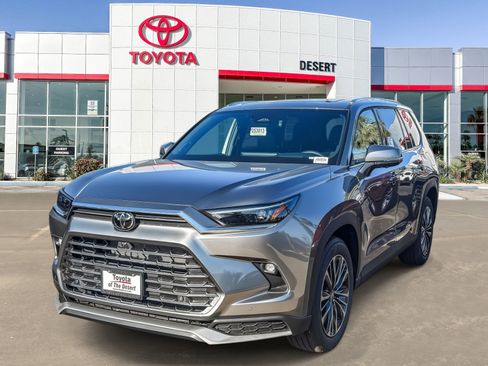 New 2026 Toyota Grand Highlander AWD Hybrid image 3