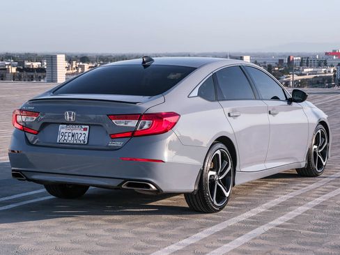 Used 2022 Honda Accord Sport Special Edition image 4