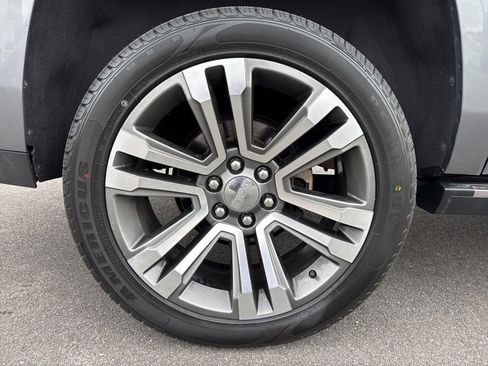 Used 2020 GMC Yukon XL Denali w/ Denali Ultimate Package image 13