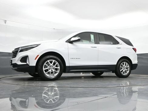 Used 2024 Chevrolet Equinox LT AWD/4WD image 45
