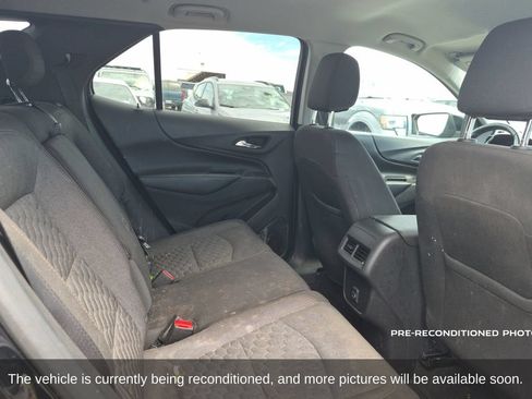 Used 2019 Chevrolet Equinox LT FWD image 13