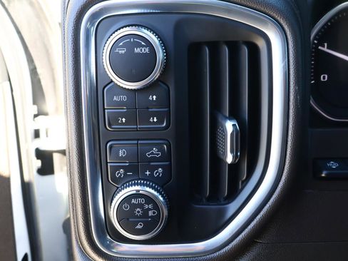 Used 2022 GMC Sierra 2500 Denali w/ Denali Ultimate Package image 25