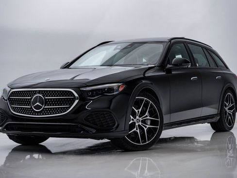 Used 2025 Mercedes-Benz E 450 4MATIC All-Terrain Wagon image 1