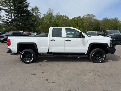 Used 2017 Chevrolet Silverado 2500 W/T w/ WT Fleet Convenience Package AWD/4WD image 6