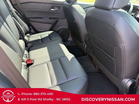 Certified 2026 Nissan Rogue SV AWD/4WD image 40