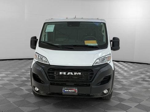 Used 2025 RAM ProMaster 2500 w/ Convenience Group FWD image 7