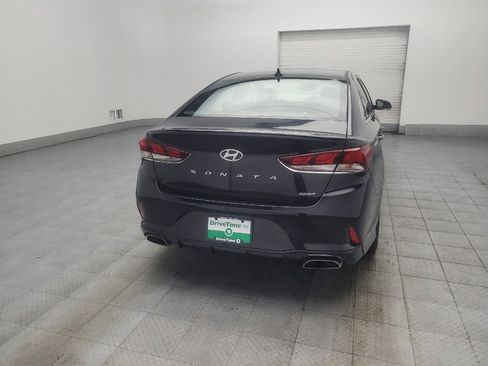 Used 2018 Hyundai Sonata Sport w/ Tech Package 05 FWD image 7