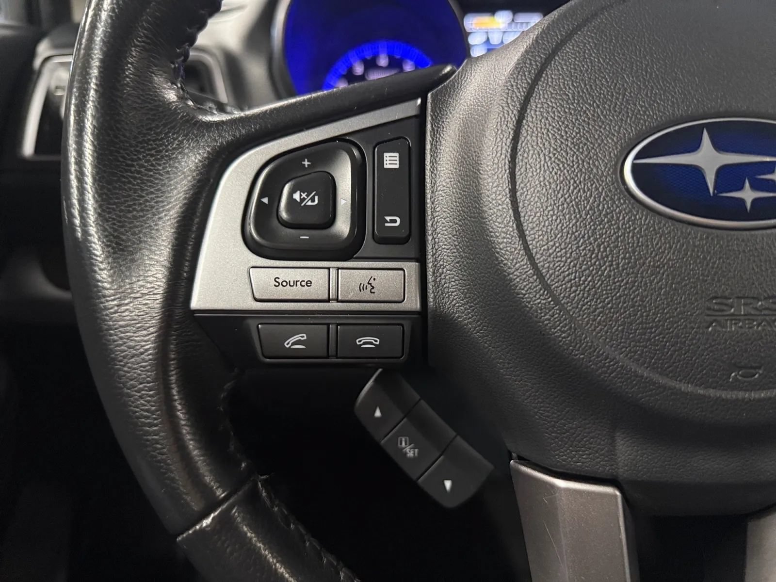 Used 2017 Subaru Outback 3.6R Limited AWD/4WD image 24