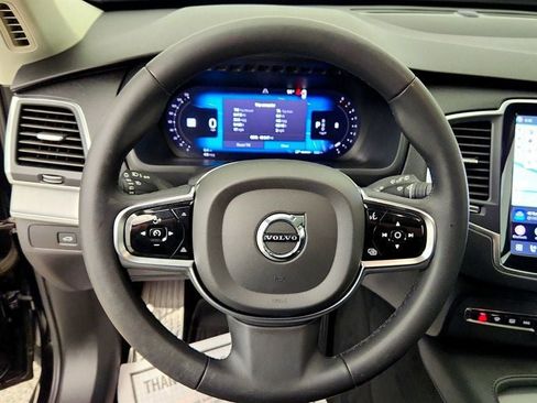 Used 2024 Volvo XC90 B5 Core w/ Protection Package Premier AWD/4WD image 14