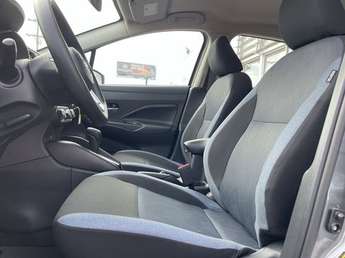 New 2025 Nissan Versa SV image 10