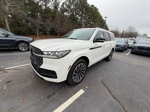 New 2025 Lincoln Navigator L Black Label image 3