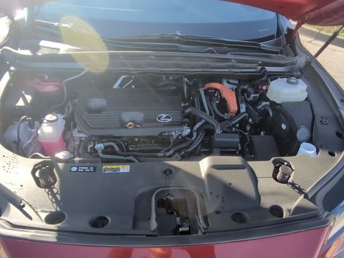 Used 2025 Toyota RAV4 XSE w/ Weather Package image 31